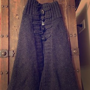 Heavy wool shawl w sleeves